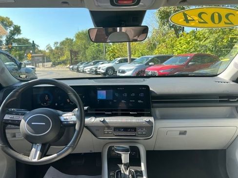 Used 2024 Hyundai Kona SEL image 20