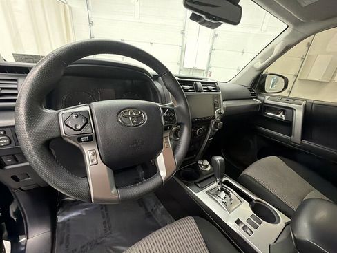 Used 2021 Toyota 4Runner SR5 image 10