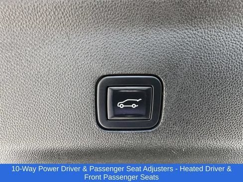 Used 2022 Chevrolet Suburban LT AWD/4WD image 23