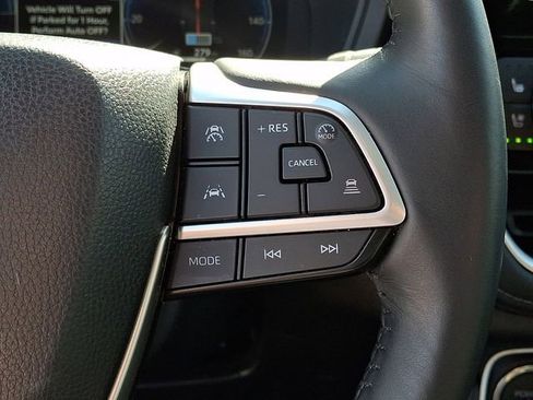 Used 2024 Toyota Grand Highlander AWD Hybrid image 22