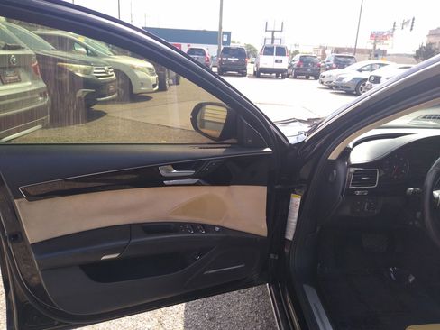 Used 2014 Audi A8 L 3.0T w/ Premium Package image 10