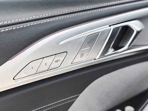 Used 2025 BMW 840i Convertible w/ Comfort Seating Package RWD image 14