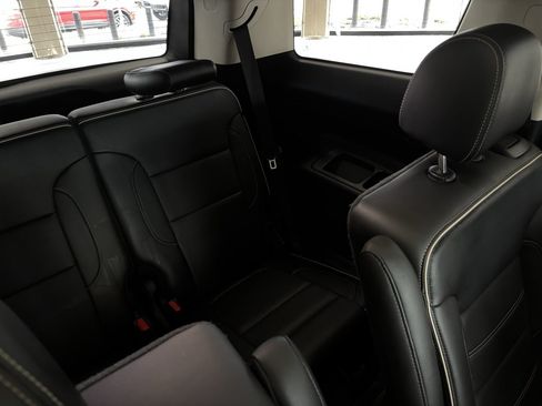 Used 2020 GMC Acadia Denali w/ Technology Package AWD/4WD image 40