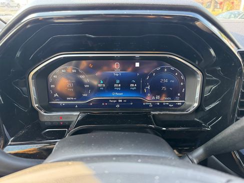 Used 2022 Chevrolet Silverado 1500 LT image 13