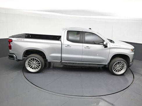 Used 2020 Chevrolet Silverado 1500 LT AWD/4WD image 17