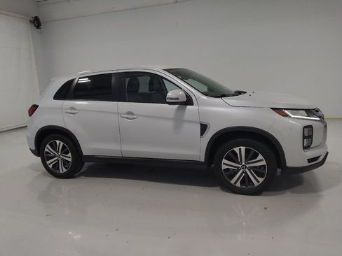 Used 2022 Mitsubishi Outlander Sport SE AWD/4WD image 11