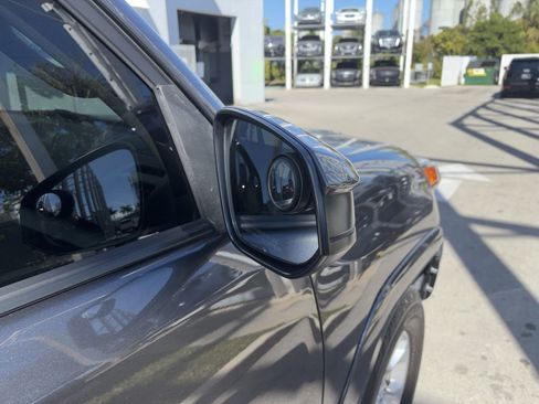 Used 2020 Toyota 4Runner SR5 image 9