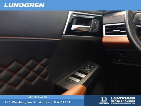 Used 2022 Mitsubishi Outlander SEL AWD/4WD image 32