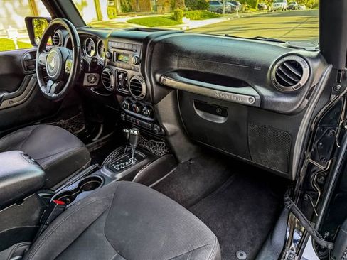 Used 2016 Jeep Wrangler Unlimited Sport w/ Quick Order Package 24S image 10