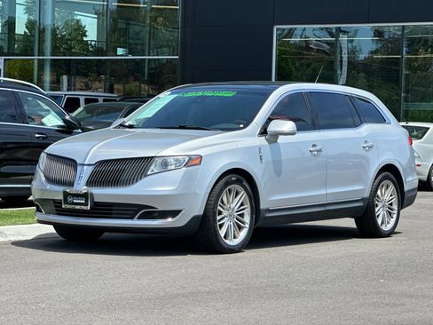 Used 2014 Lincoln MKT AWD w/ Equipment Group 201A image 7