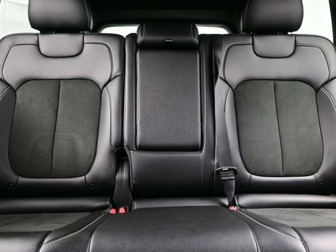 Used 2023 Jeep Grand Cherokee Altitude image 16