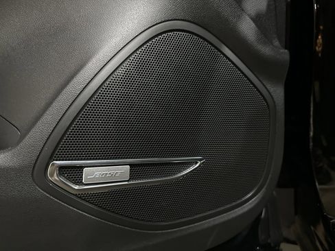 Used 2025 Buick Envision Preferred image 24