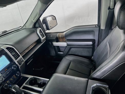 Used 2018 Ford F150 Lariat w/ Max Trailer Tow Package image 23