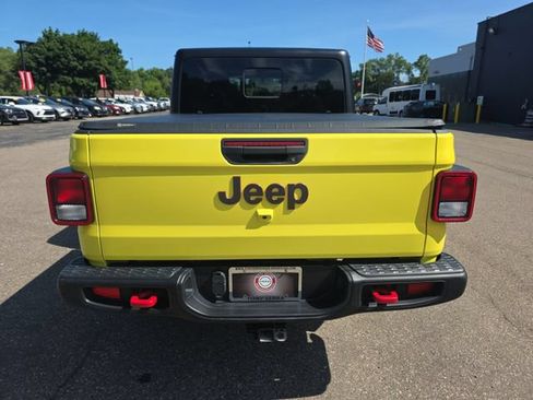 Used 2023 Jeep Gladiator Rubicon w/ Cold Weather Group AWD/4WD image 25