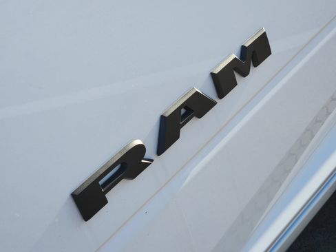 New 2025 RAM 2500 Big Horn AWD/4WD image 16