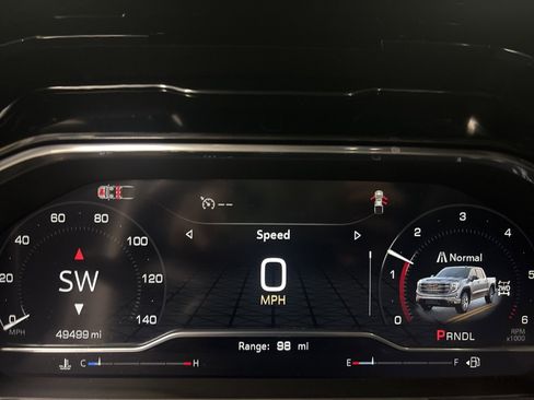 Used 2024 GMC Sierra 1500 SLT image 18