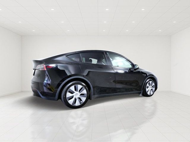 Used 2023 Tesla Model Y Long Range AWD/4WD image 6