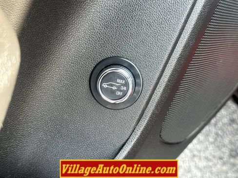 Used 2022 Chevrolet Blazer LT AWD/4WD image 12