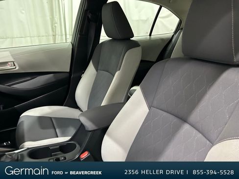 Used 2024 Toyota Corolla LE w/ LE Convenience Package image 25