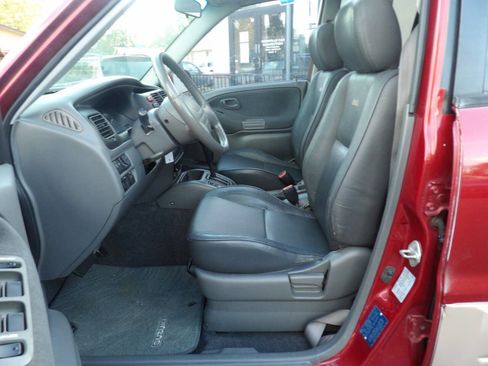 Used 2001 Suzuki Grand Vitara Limited image 9