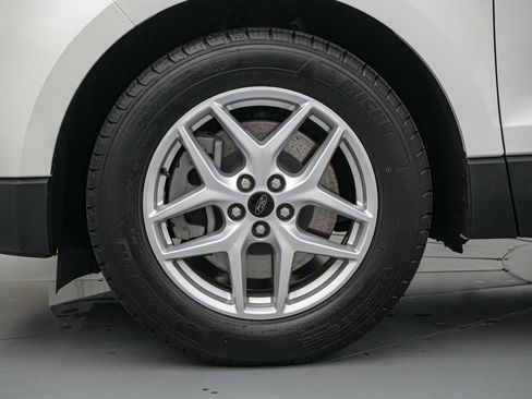 Certified 2024 Ford Edge SEL w/ Convenience Package AWD/4WD image 10