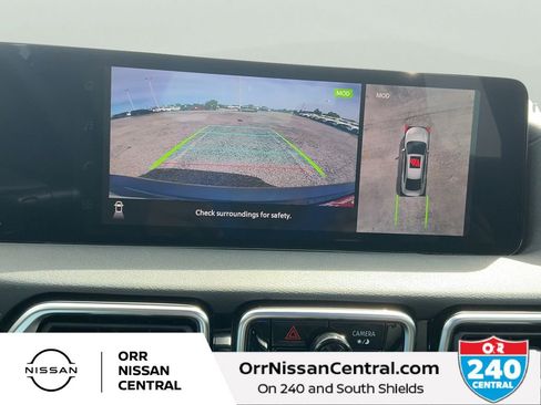 New 2026 Nissan Sentra SR w/ SR Premium Package FWD image 26