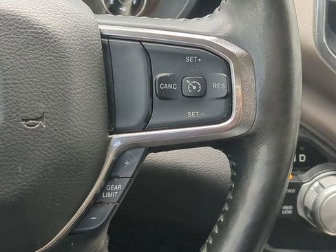 Used 2019 RAM 1500 Laramie AWD/4WD image 31