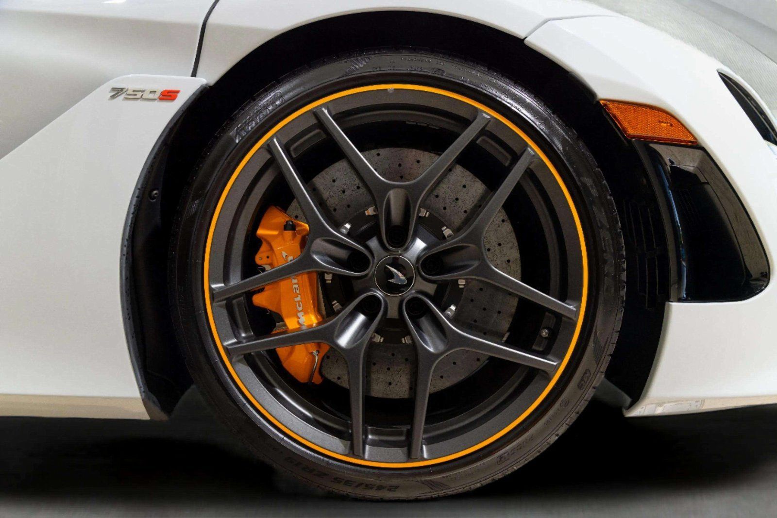 New 2026 McLaren 750S RWD image 16