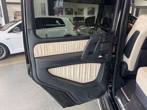 Used 2013 Mercedes-Benz G 63 AMG 4MATIC image 44