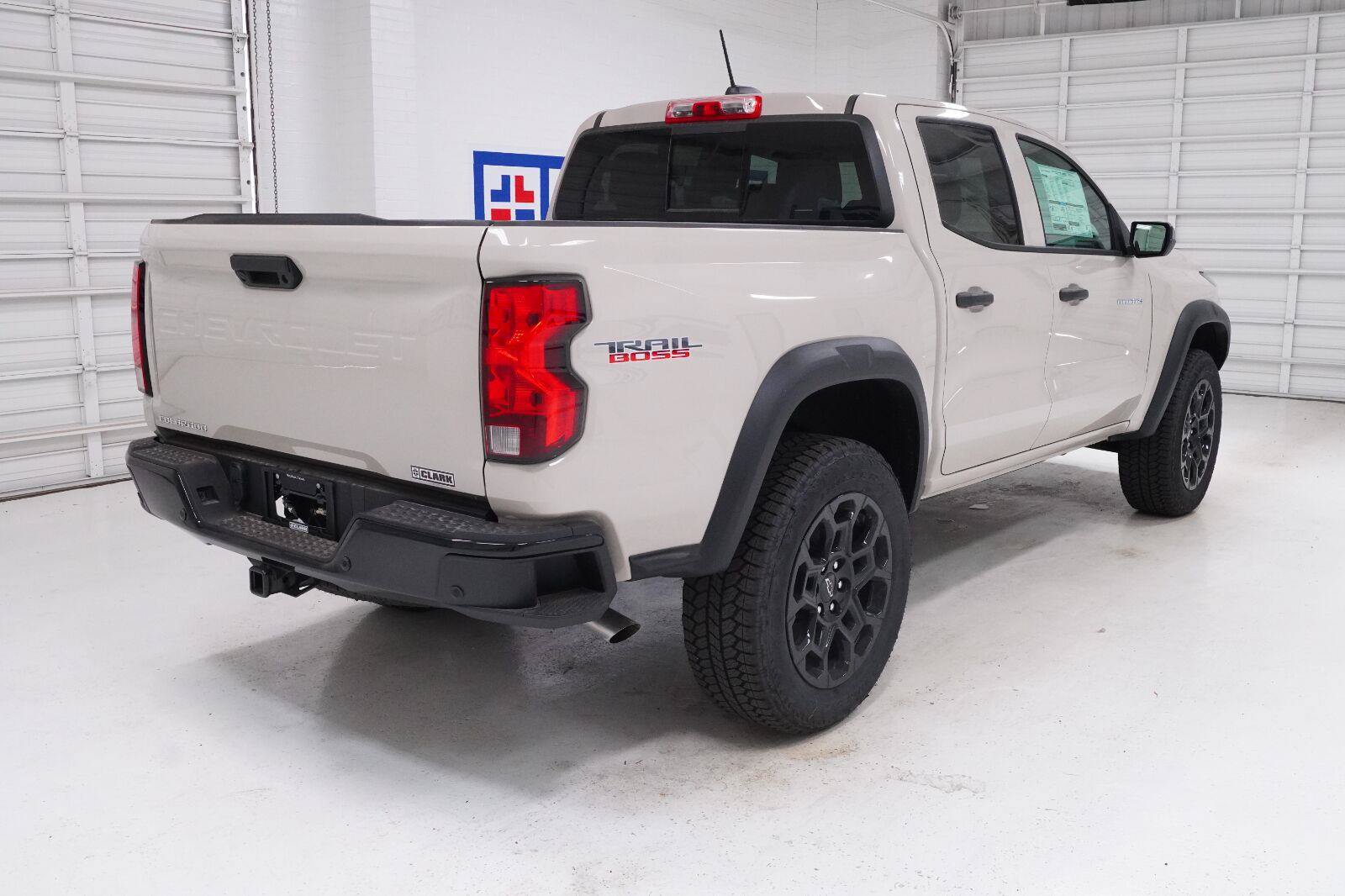 New 2026 Chevrolet Colorado Trail Boss AWD/4WD image 28