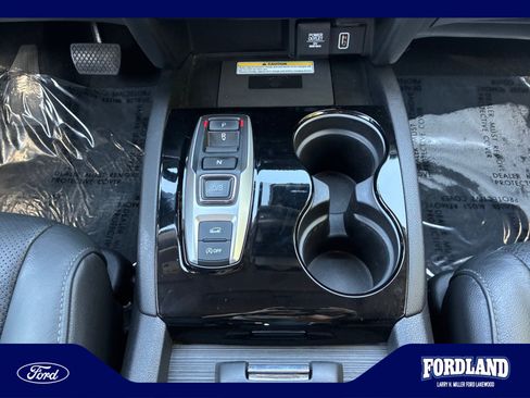Used 2019 Honda Pilot Elite image 30
