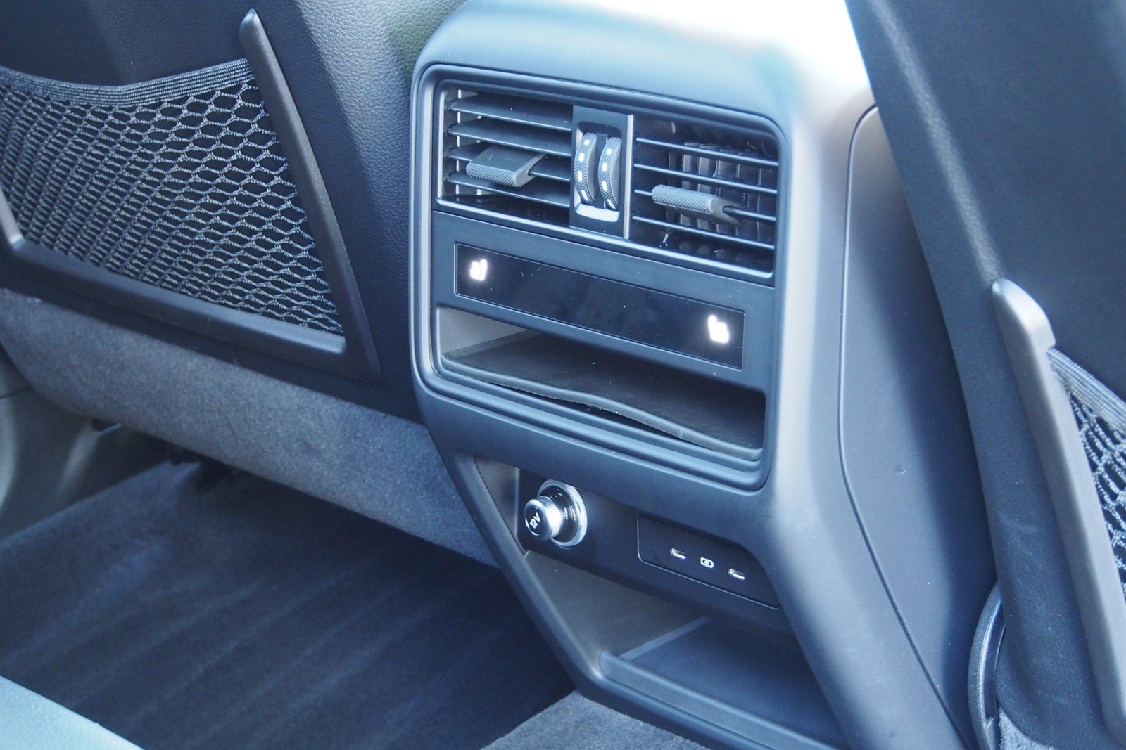 Used 2024 Porsche Cayenne AWD/4WD image 15