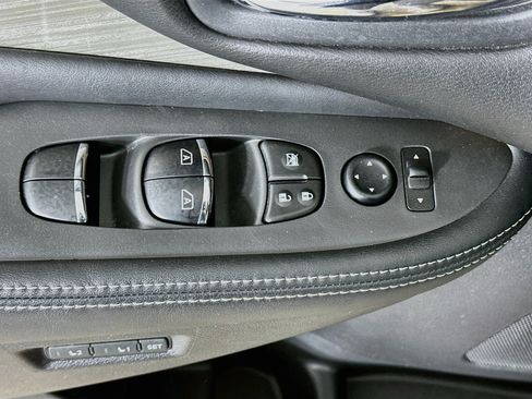 Used 2017 Nissan Murano Platinum w/ Platinum Technology Package AWD/4WD image 15