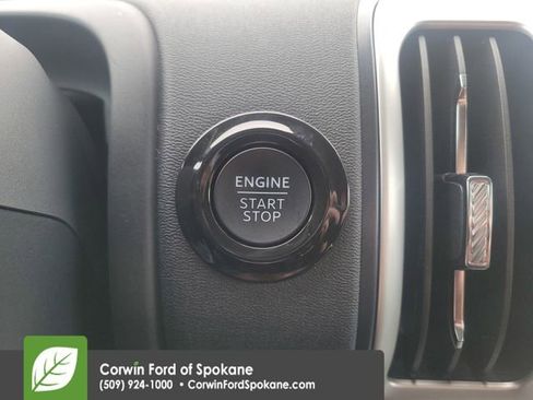 Certified 2025 Ford Expedition Active image 36