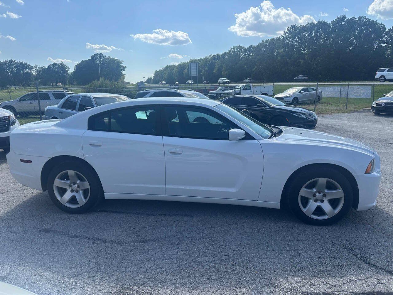 Used 2014 Dodge Charger Police RWD image 4