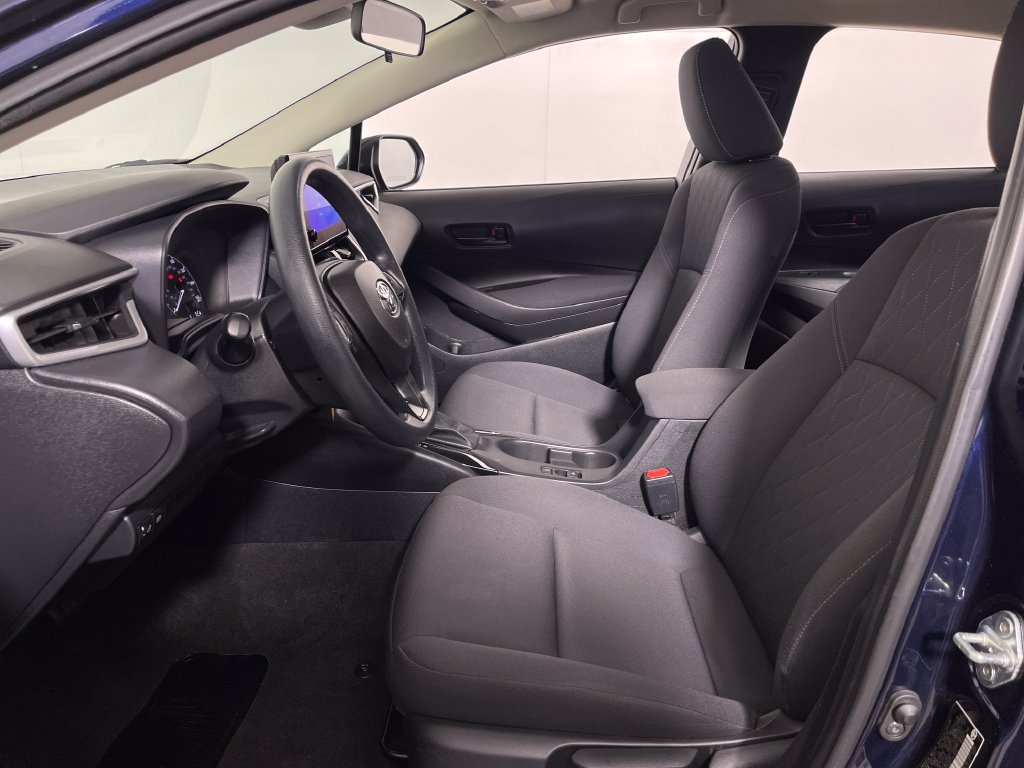 Used 2024 Toyota Corolla LE FWD image 12