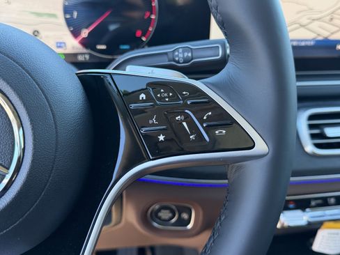 New 2026 Mercedes-Benz GLS 450 4MATIC image 24