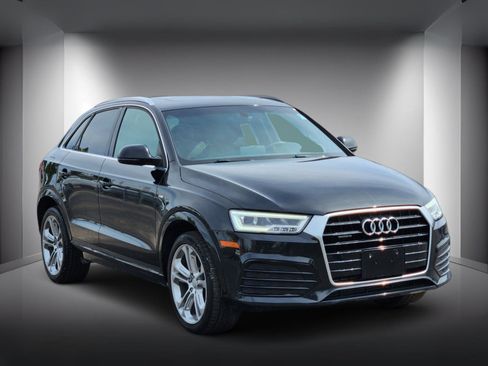 Used 2016 Audi Q3 2.0T Prestige w/ Prestige Package AWD/4WD image 4