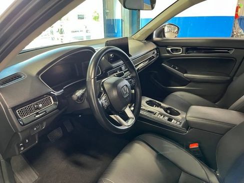 Used 2022 Honda Civic Touring image 22