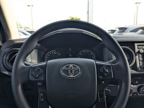 Used 2019 Toyota Tacoma SR w/ SR Convenience Package AWD/4WD image 19