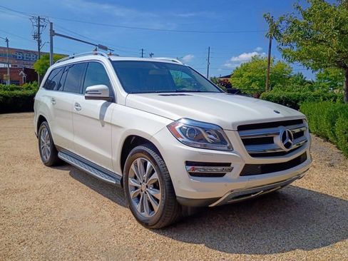 Used 2015 Mercedes-Benz GL 450 4MATIC image 16