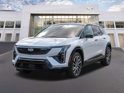 Used 2025 Cadillac Optiq Sport 1 image 1