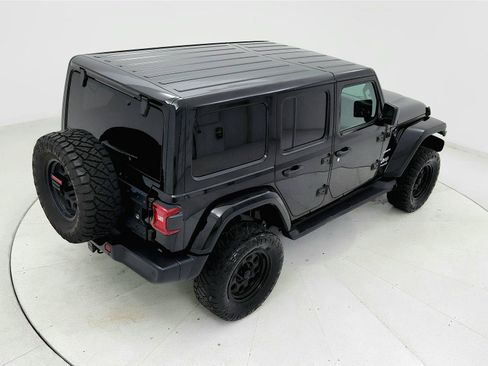 Used 2021 Jeep Wrangler Unlimited Sahara AWD/4WD image 17