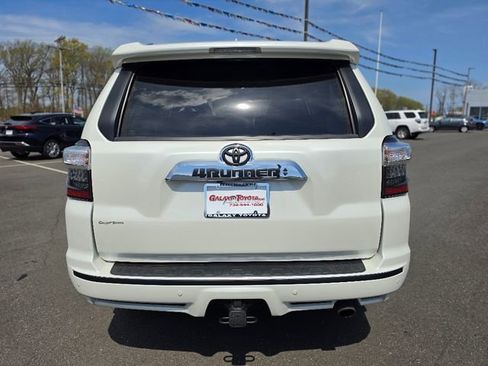 Used 2023 Toyota 4Runner Limited AWD/4WD image 6