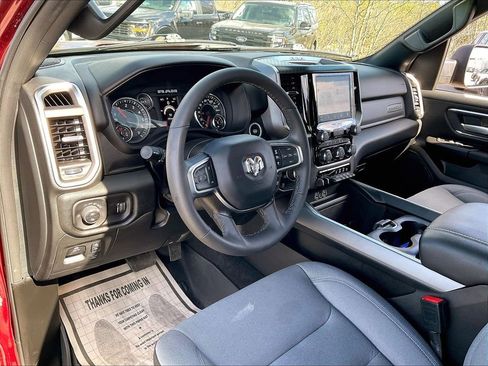Used 2025 RAM 1500 Big Horn AWD/4WD image 8
