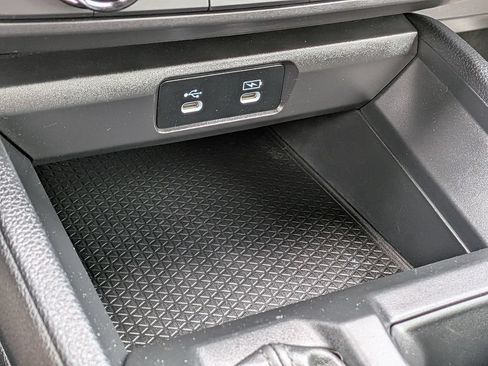 Used 2025 Honda Accord LX image 24