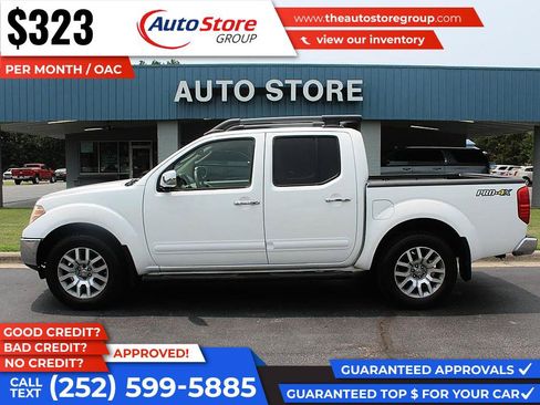 Used 2011 Nissan Frontier SL w/ Moonroof Pkg AWD/4WD image 1