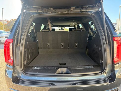Used 2021 GMC Yukon XL AT4 w/ Rear Media and Nav Package image 13