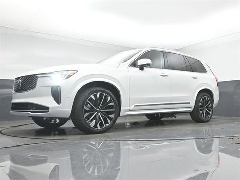 New 2026 Volvo XC90 B6 Ultra image 41