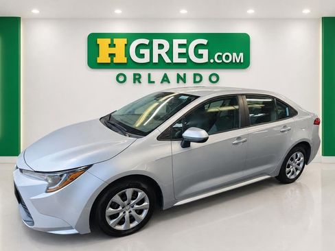 Used 2023 Toyota Corolla LE FWD image 4